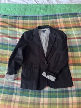 Tommy Hilfiger Black Blazer with Black-and-White Striped Lining